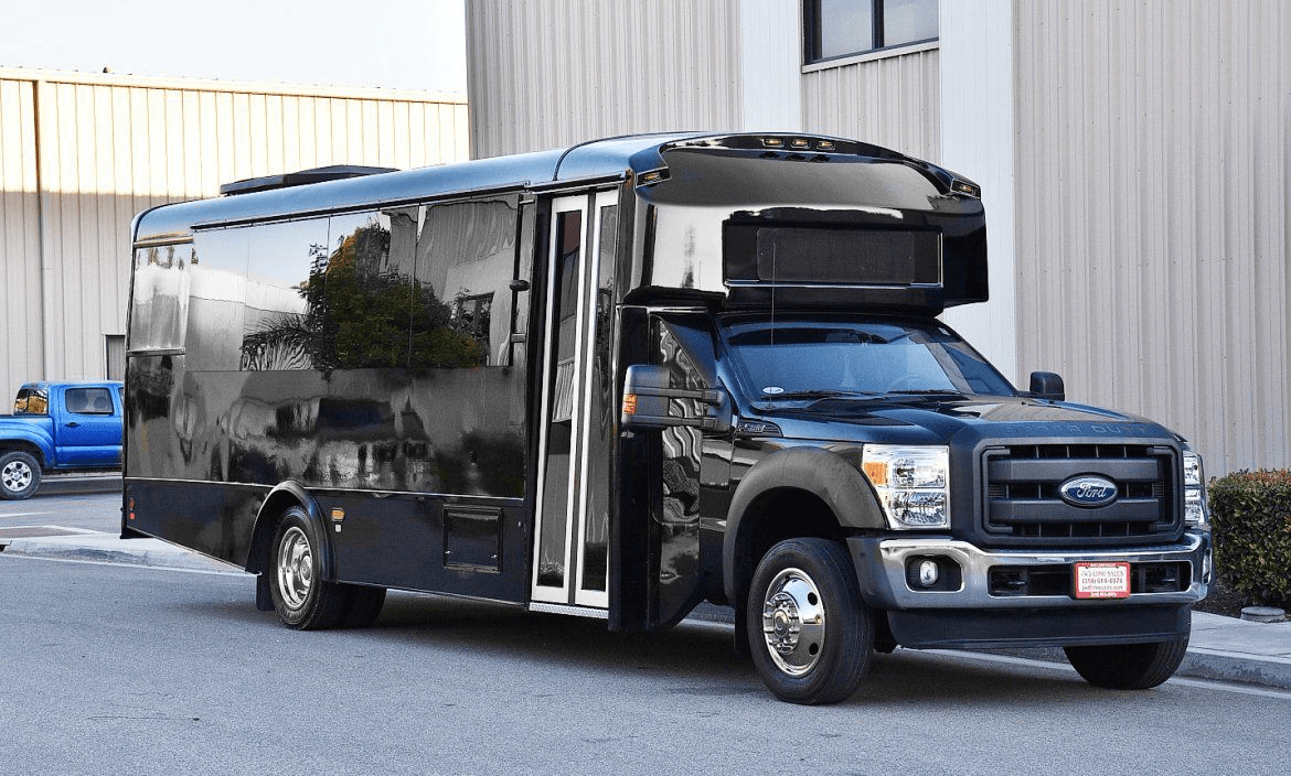 Exterior view of Medium Party Bus - 30 Passenger