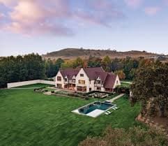 The Estate, RentATrolley