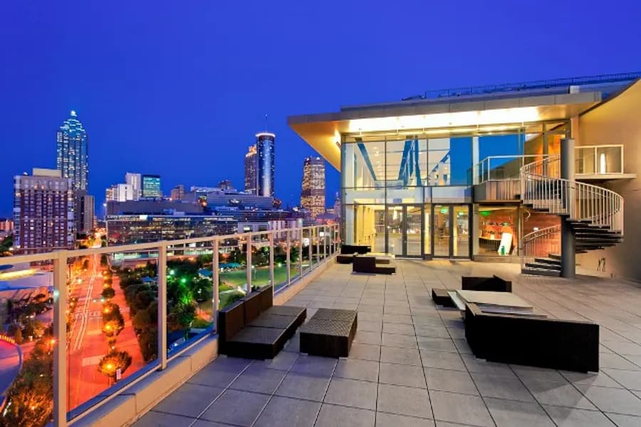 Ventanas, RentATrolley