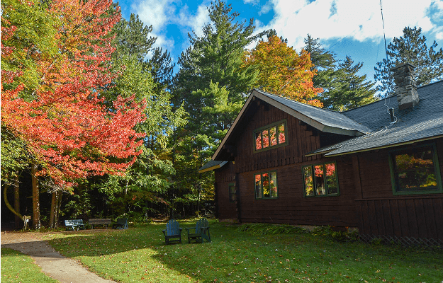 Heart Lake Lodge, RentATrolley