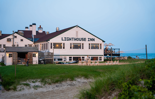 The Lighthouse Inn, RentATrolley