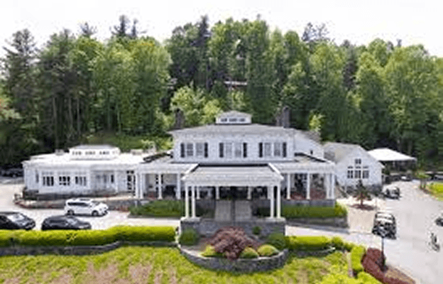 Kenmure Country Club, RentATrolley