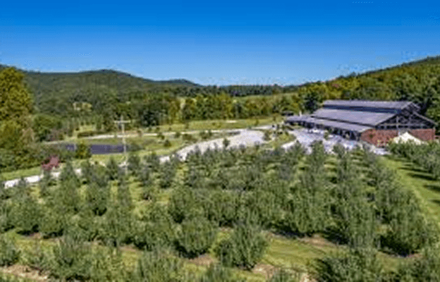 Jeter Mountain Farm, RentATrolley