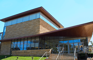 New Britain Museum of American Art, RentATrolley