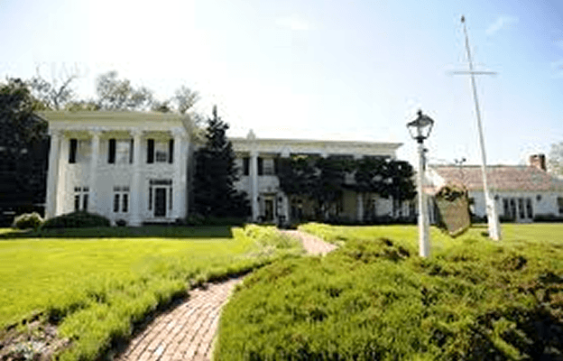 Captain Linnell House, RentATrolley