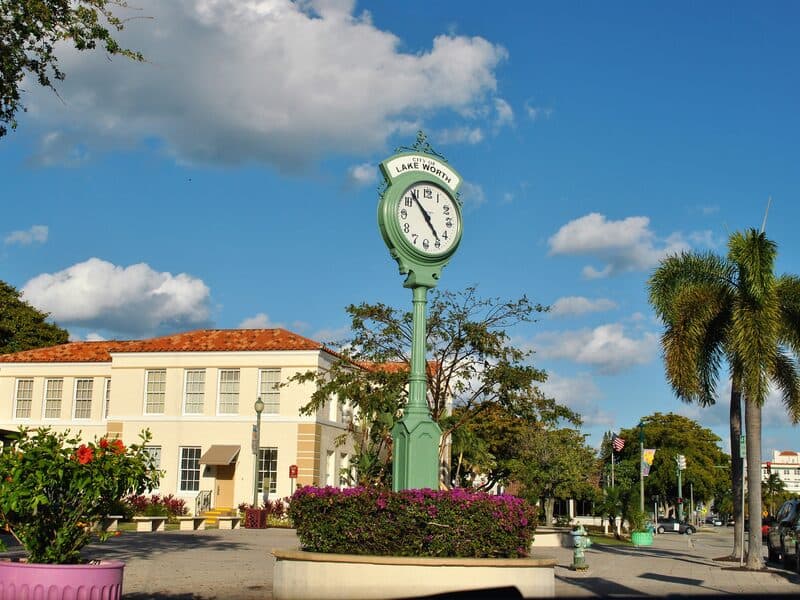 Trolley rentals in Lake Worth Beach