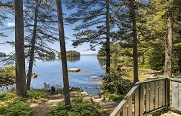 Migis Lodge, RentATrolley